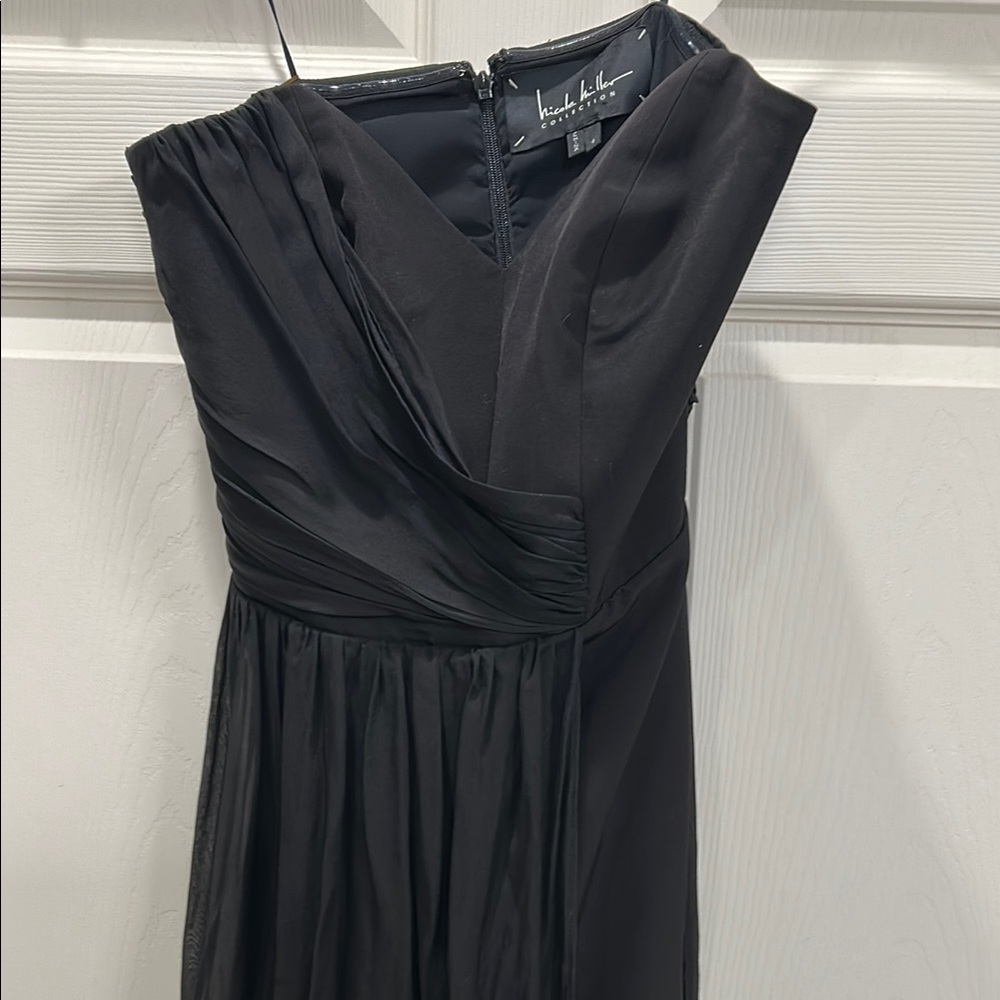 Nicole Miller Black Sweetheart Top Gown
